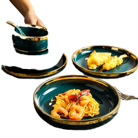 Service de table de luxe nordique, vaisselle en céramique durable avec bord doré, comprend des assiettes, des bols à salade pour les fêtes