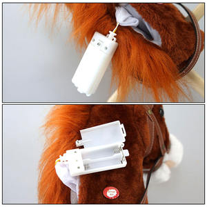 Venta caliente Stick Horse Plush Hobby Horse Stick con efecto de sonido - Product Image 3