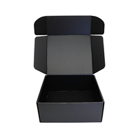 Impression offset personnalisée extérieur noir mat boîtes postales carton ondulé noir boîtes d'expédition noires pour l'emballage
