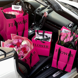 Customize <b>Pink</b> Trapezoidal Portable Florist Window Bag Flower Box Gift Bouquet Packaging Celebrate Gift - Product Image 1