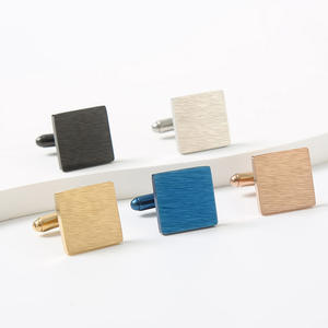 Mancuernillas Cuadradas de Alta Calidad con Acabado Cepillado, Joyería Masculina, Mancuernillas Elegantes para Hombre - Product Image 1