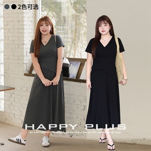 ชุดเซ็ตเสื้อคอวีทรงเอซิมเมตริคและกระโปรงทรงเอเอวสูงความยาวปานกลางสำหรับผู้หญิงไซส์พลัส รุ่น Runqi สีพื้น สไตล์ลำลอง - Product Image 5