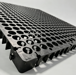 Plaques de drainage cellulaire en plastique 30x500x500 avec géotextile <span class=keywords><strong>pour</strong></span> <span class=keywords><strong>gazon</strong></span> <span class=keywords><strong>artificiel</strong></span> - Product Image 4