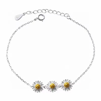 Fine Women Jewelry Bracelet de chaîne à maillons en argent sterling 925 avec trois fleurs de marguerite