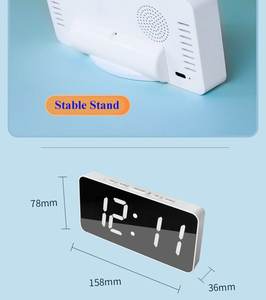 Horloge de table de chevet avec miroir LED, alarme, affichage numérique, calendrier, température, cadeau promotionnel, grand écran LED, horloge de bureau pour chambre à coucher - Product Image 4