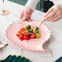 Assiette à gâteau en céramique de style européen Best-seller Bar d'hôtel de mariage Plat à bonbons aux fruits secs Assiette en céramique