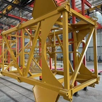 Grue à tour de chantier de la série Huge Crane 6015, d'occasion, kit supérieur, 8 tonnes, acier, bras de 60 m, avec moteur 4x2 kW, testée et certifiée, prix