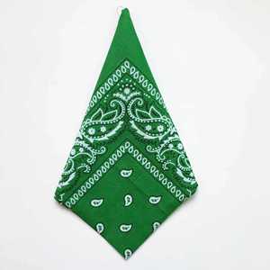 Écharpe bandana, accessoire de mode pour le cou pour hommes et femmes, avec des options de style illimitées pour toutes les occasions - Product Image 2