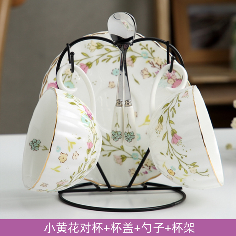 ถ้วยคู่ลายดอกไม้สีเหลืองขนาดเล็ก