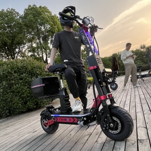 Haute technologie 13/14 pouces gros pneu E Scooter double moteur 10000W 15000W rapide 72 volts Scooters électriques puissant adulte 8000Watts - Product Image 3