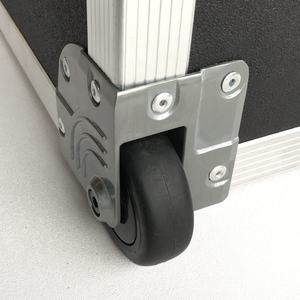 Mittelgraues Gummi rad Flight case Hardware schwarzer Nachlauf Hochleistungs-Eck rolle mit versenkter Kante - Product Image 5