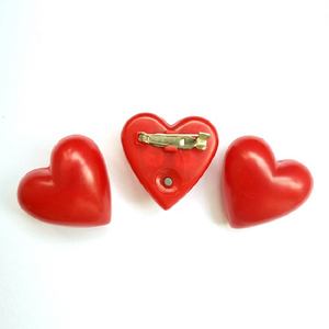 Mini <span class=keywords><strong>Red</strong></span> LED nhấp nháy nhấp nháy huy hiệu nút hình trái tim nhựa Pin huy hiệu cho khuyến mại Nguồn cung cấp bên - Product Image 2