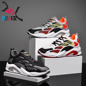 รองเท้าผ้าใบผู้ชายสีขาวสไตล์ลำลองรุ่นใหม่ปี 2021 จากโรงงานจีน - Product Image 2