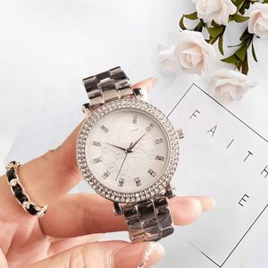 Reloj Cronógrafo de Acero Inoxidable para Mujer, Diseño de Moneda Antigua, Cristal de Zafiro, 38mm 20mm - Product Image 4
