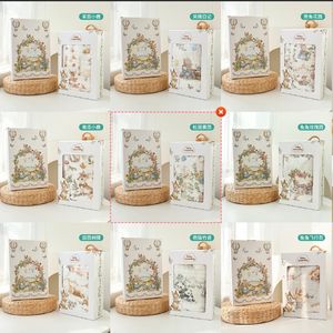 Serviette en gaze de haute qualité à 6 couches 30x30cm en pur coton, couverture pour bébé à motifs de dessins animés dans un coffret cadeau, literie de bain pour nouveau-né - Product Image 6