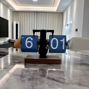 Horloge <span class=keywords><strong>de</strong></span> bureau rétro vintage à rabat avec affichage LED Horloge <span class=keywords><strong>de</strong></span> table à retournement automatique à grand nombre avec engrenage interne alimenté par batterie pour la décoration - Product Image 2