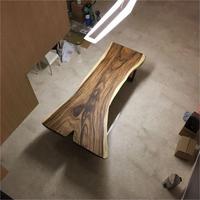 Ensemble de table à manger basse en bois de grand bord supérieur rustique de forme ronde en noyer naturel industriel à la mode