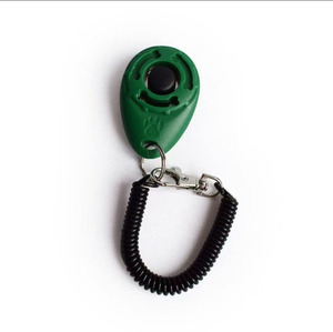Mayorista Clicker de Entrenamiento de Plástico Nuevo, Ayuda para Entrenamiento con Correa de Muñeca Ajustable, Sonido y Función de Llavero Repelente - Product Image 5