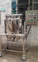 Petite machine de mélange pour liquides cosmétiques, shampoings, détergents et savons, cuve de mélange pour produits chimiques quotidiens avec agitateur