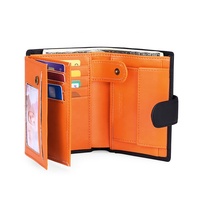 Dompet Pria Kulit Asli Lipat Tiga dengan Kantong Koin, Logo Timbul Mewah, Anti RFID, dan Penutup Kancing