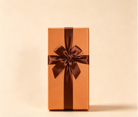 Boîte cadeau de luxe vide pour chocolats, rigide, personnalisée, imprimée quadricolore, avec fermeture magnétique et couvercle à nœud en ruban satiné marron