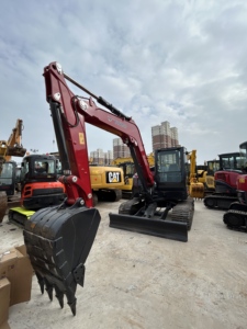 Miniexcavadora Usada Original Japonesa Yanmar VIO85 de 8 Toneladas con Giro Cero de Cola, Motor 4TNV98, Pequeña Excavadora. - Product Image 6