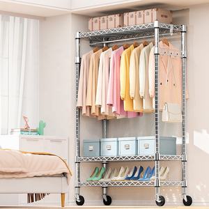 MZG-Porte-Vêtements Roulant Chromé Réglable à 3 Niveaux, Étagère Métallique Robuste avec Tiges et Crochets Latéraux pour le Salon - Product Image 2