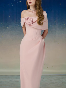 2025 verano <span class=keywords><strong>nuevo</strong></span> diseño de moda decoración tridimensional Rosa Socialite REDUCCIÓN DE EDAD vestido de un solo hombro - Product Image 2