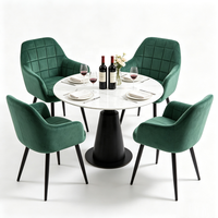 Fauteuil de salle à manger en velours tufté avec pieds en métal noir pour la maison, l'appartement, le restaurant, l'hôtel (vente en gros)