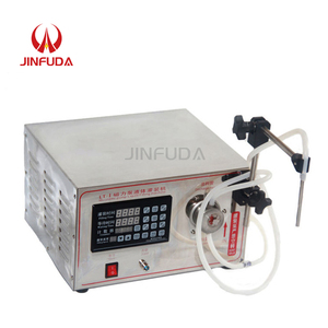 Machine de remplissage de liquides, dispositif de remplissage de liquides à commande numérique pour l'emballage de produits cosmétiques et de soins de la peau - Product Image 1