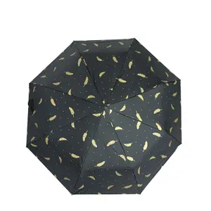 Payung bulu hitam putih kreatif tabir surya lapisan hitam Anti-UV cerah dan hujan penggunaan ganda payung tiga payung lipat