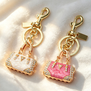 Llavero de lujo con forma de mini bolso de mano con diamantes de imitación, cierre de langosta dorado, dije esmaltado para bolso, accesorios de moda para bolso, regalo para mujer - Product Image 2