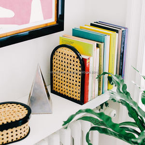 Matériau écologique Décoration intérieure moderne et minimaliste pour le salon Serre-livres décoratifs en céramique de luxe en forme de lapin - Product Image 3