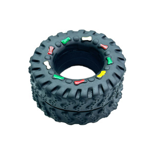 Jouet interactif écologique indestructible de haute qualité pour animaux de compagnie résistance aux morsures forme de <span class=keywords><strong>pneu</strong></span> jouet à mâcher grinçant - Product Image 6