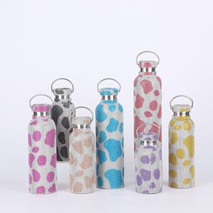 Botella de Agua Deportiva Brillante con Asa y Tapa, Botella Térmica de Acero Inoxidable con Pedrería Aislada - Product Image 1