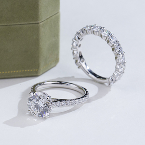 Bague de fiançailles Messi Jewelry MSR-2145 en or 18 carats avec diamant rond de laboratoire - Product Image 4