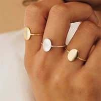 Anillo Ovalado Clásico Minimalista Chapado en Oro, Joyería Decorativa, Delicado Anillo de Sello Ovalado para Mujer