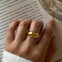 Großhandel Mode Frau 18 Karat vergoldet Edelstahl Fingerring Gold Chunky Frau Breite Gold Kuppel ringe für Männer Schmuck
