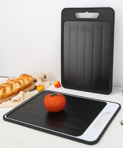 Planche à découper multifonctionnelle double face avec fonction de décongélation rapide et trou de suspension pour la cuisine - Product Image 2