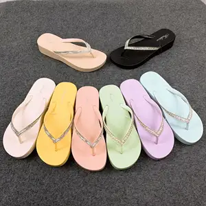 איכות טובה זול מותאם אישית גבירותיי Flipflop קיץ חוף נשים PVC כפכפים מפעל ישיר אופנה הדפסת נשים נעלי בית