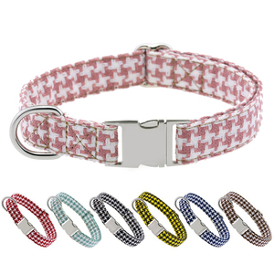 Conjunto de Correa y <span class=keywords><strong>Collar</strong></span> Ajustable y Duradero de Algodón y Lino de Lujo con Diseño de Pata de Gallo, Accesorios para Mascotas para Perros Pequeños, Gatos y Cachorros - Product Image 1