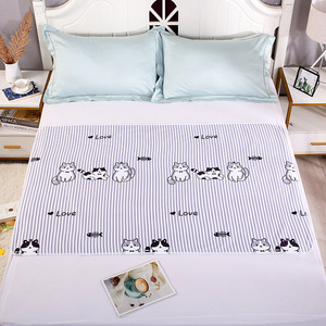 Matelas imperméable et respirant extra large pour enfants, idéal pour les couches de bébé, les règles menstruelles et les dortoirs étudiants - Product Image 5