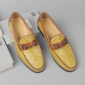 Mocassins d'été en cuir de vachette gaufré effet autruche pour hommes – Respirants, à enfiler, pour soirées et affaires - Product Image 1