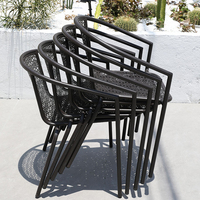 Ensemble de table et de chaises de jardin en bois moderne pour l'extérieur, adapté aux cafés, restaurants, hôtels, parcs et appartements