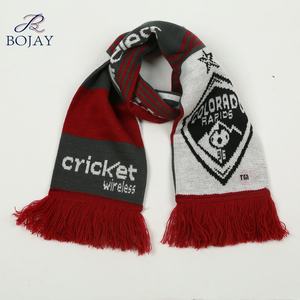 وشاح فاخر مخصص من الأكريليك وشاح كرة قدم للأندية الرياضية للبالغين، وشاح مشجعين محبوك بتقنية الجاكارد، طويل ومصبوغ بلون سادة - Product Image 2