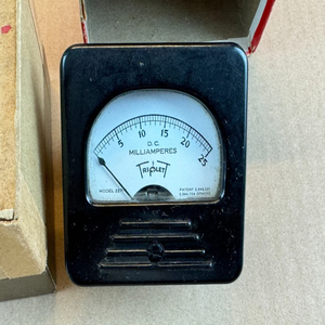 Nuovo Originale Disponibile Subito NOS NIB Misuratore di Corrente Vintage Triplett mA Misura 0-25 milliamperi Calibro 227-T - Product Image 2