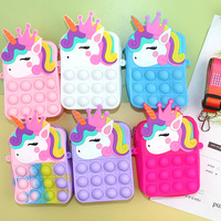 Pochette en silicone réutilisable avec fermeture éclair pour petits objets, maquillage, câbles de données, articles de toilette, coffret cadeau, trousse de maquillage en silicone