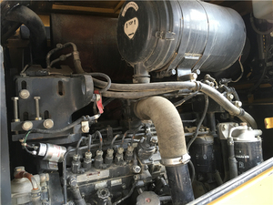 รถตักล้อยางโคมัตสึ WA320 มือสอง สำหรับงานเตรียมพื้นที่ก่อสร้างถนนและงานขุดดิน - Product Image 6