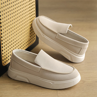 Tendance 2026 : Mocassins décontractés de luxe pour hommes à semelle épaisse, personnalisables avec LOGO, respirants, chaussures de marche légères à plateforme pour hommes