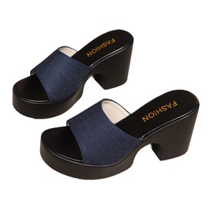 รองเท้าส้นสูงสำหรับผู้หญิง ดีไซน์หรูหรา ผ้าเดนิม ไซส์ 43 - Product Image 5